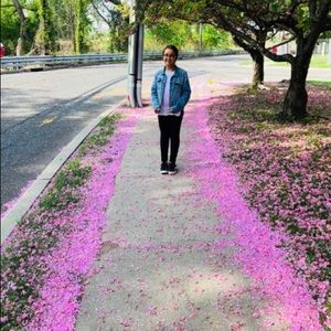 Meet your Posher, Keela KR